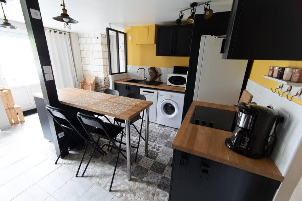 Domaine Des Demoiselles - Gite Et Spa Hauteville  Eksteriør billede