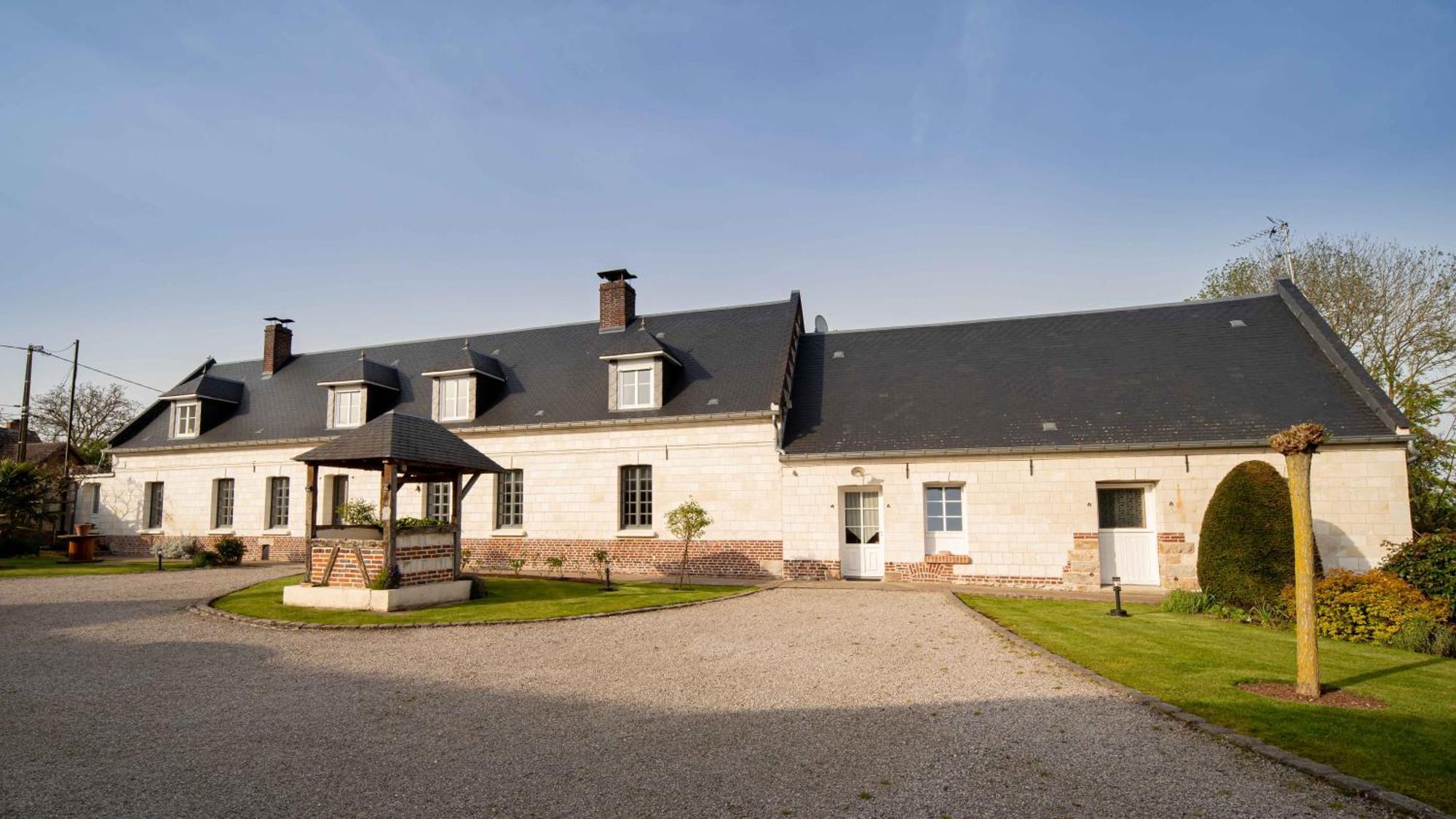 Domaine Des Demoiselles - Gite Et Spa Hauteville  Eksteriør billede